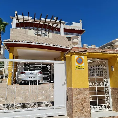 Apartment Jarrones